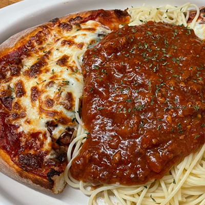 Pizza avec Spaghetti